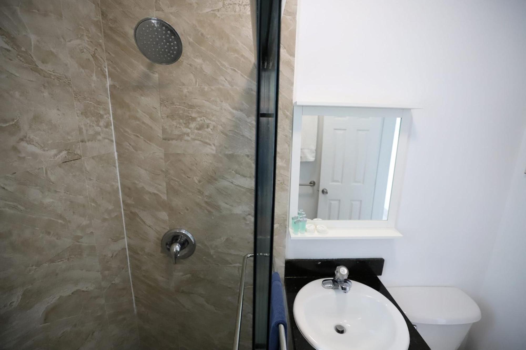 2 Bedroom Apartment 3 Minute Walk To South Beach & Ocean Drive Miami Beach Extérieur photo